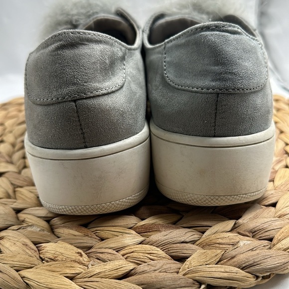 Steve Madden Faux Gray Suede Unique Fur PomPom Slip On Sneakers Size 7.5 - Picture 6 of 9